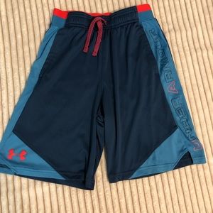 Boys Under Armour shorts. Size youth medium.